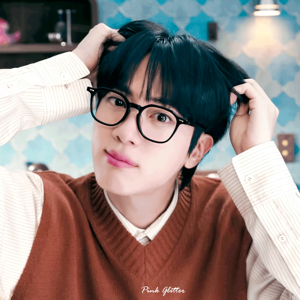 진 (방탄소년단)의 비하인드 컷