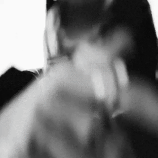 Foto aktivitas terbaru V (BTS)