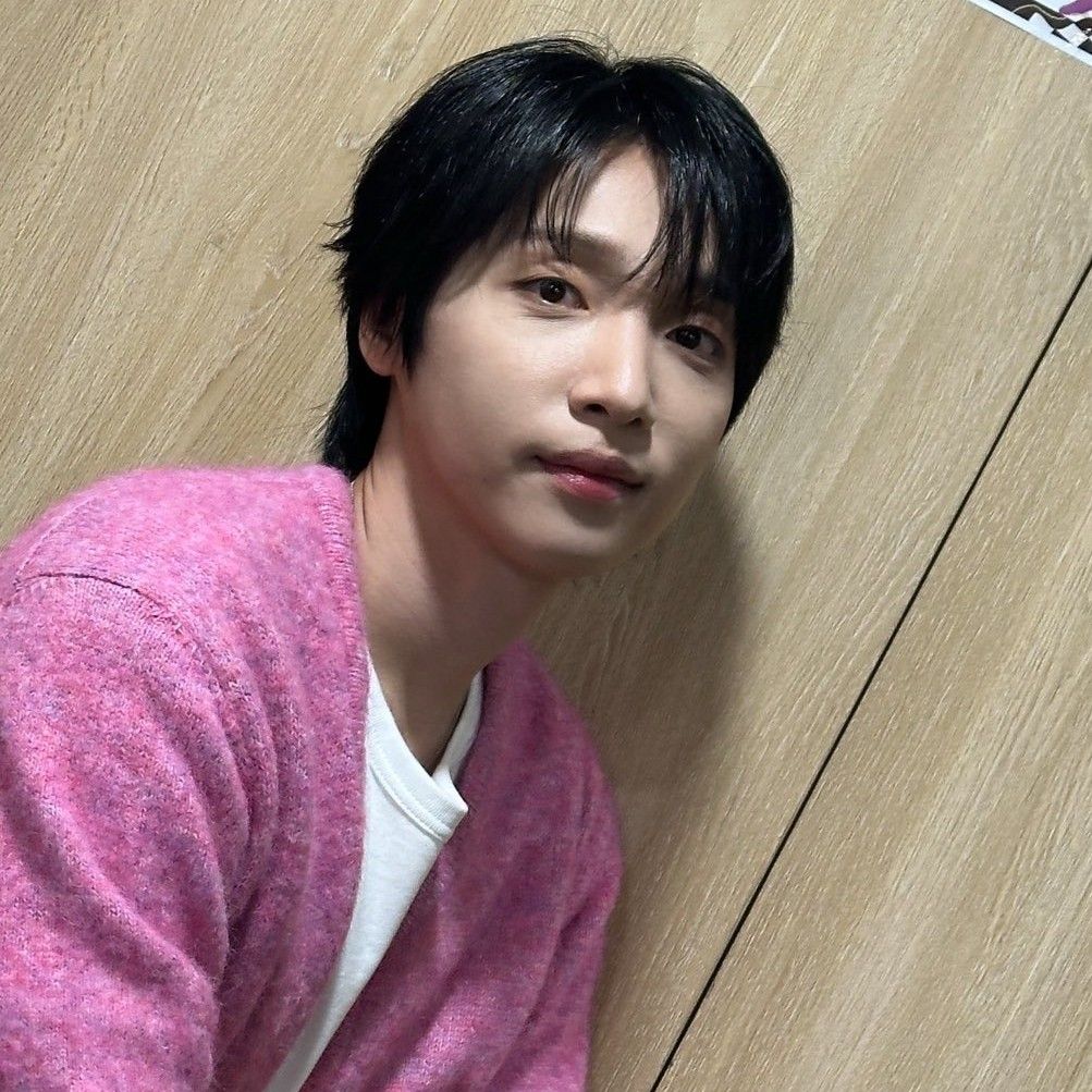 Recent activity shot of Jeong Sewoon