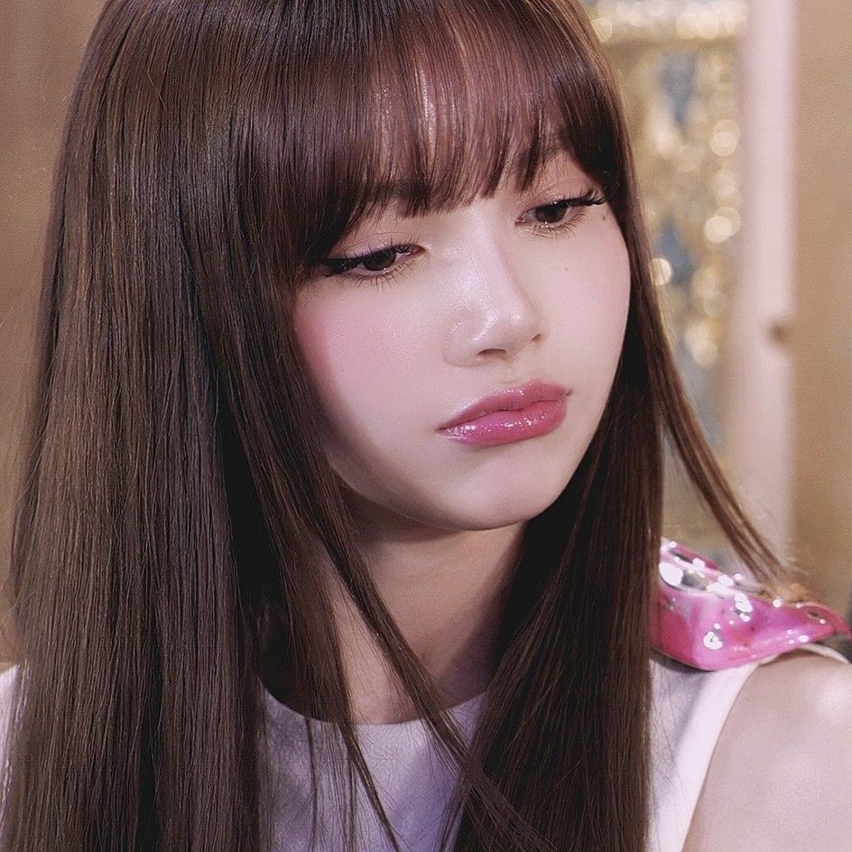리사 (BLACKPINK)의 비하인드 컷