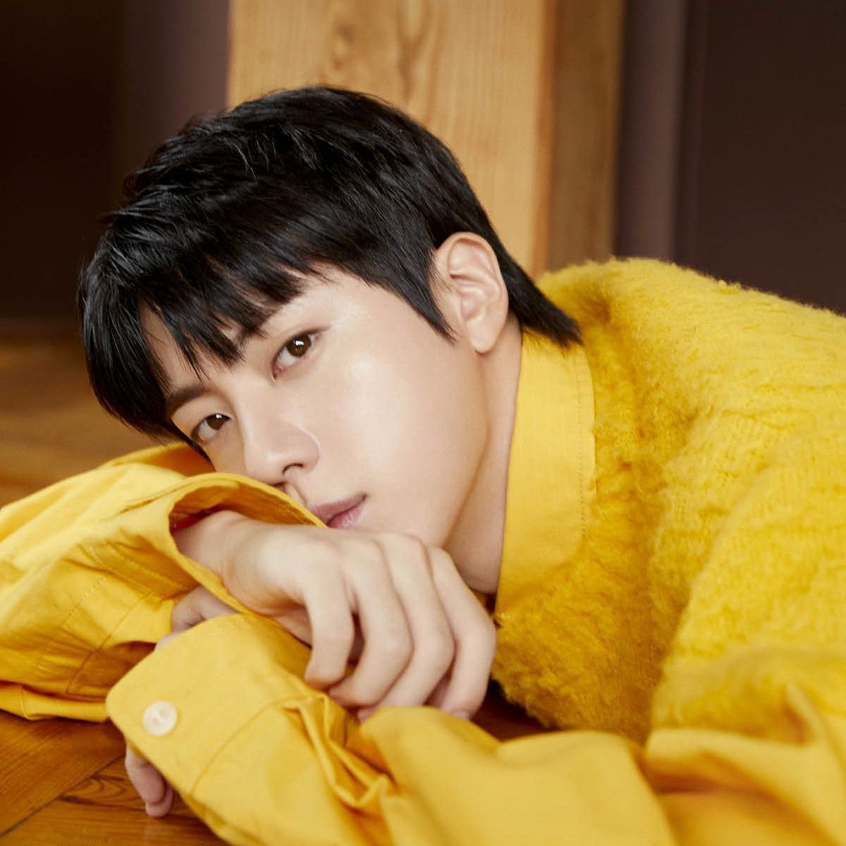 Foto terbaru Jin (BTS)