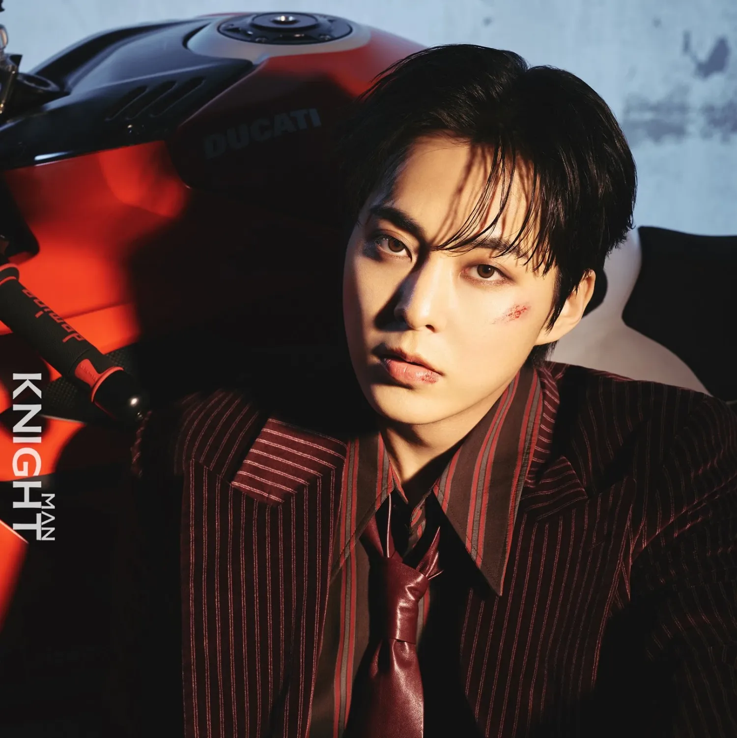 시우민 (EXO)의 비하인드 컷