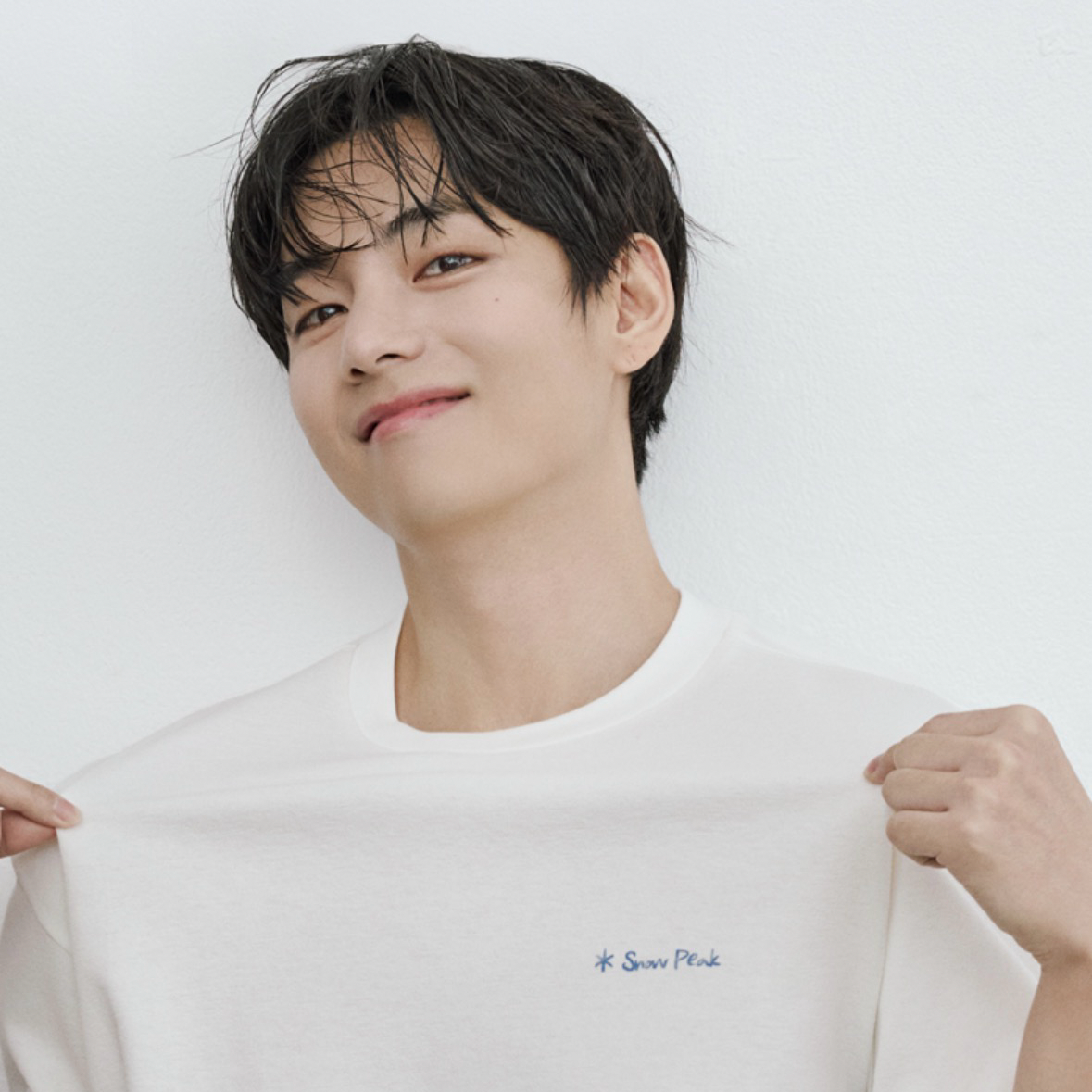 V (BTS)の最近の活動写真