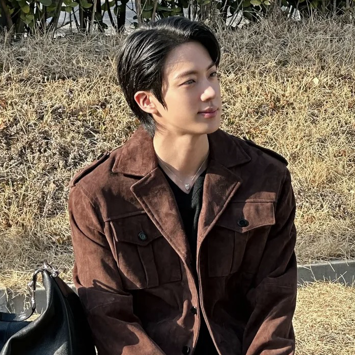 진 (방탄소년단) 최근 활동샷