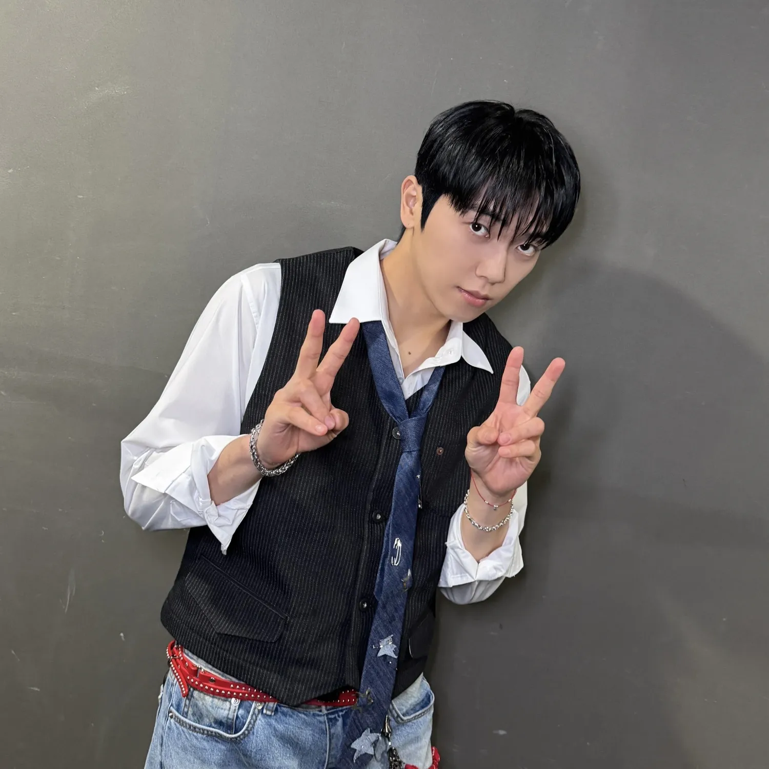 Behind-the-scenes cut of Minkyun (ONF)