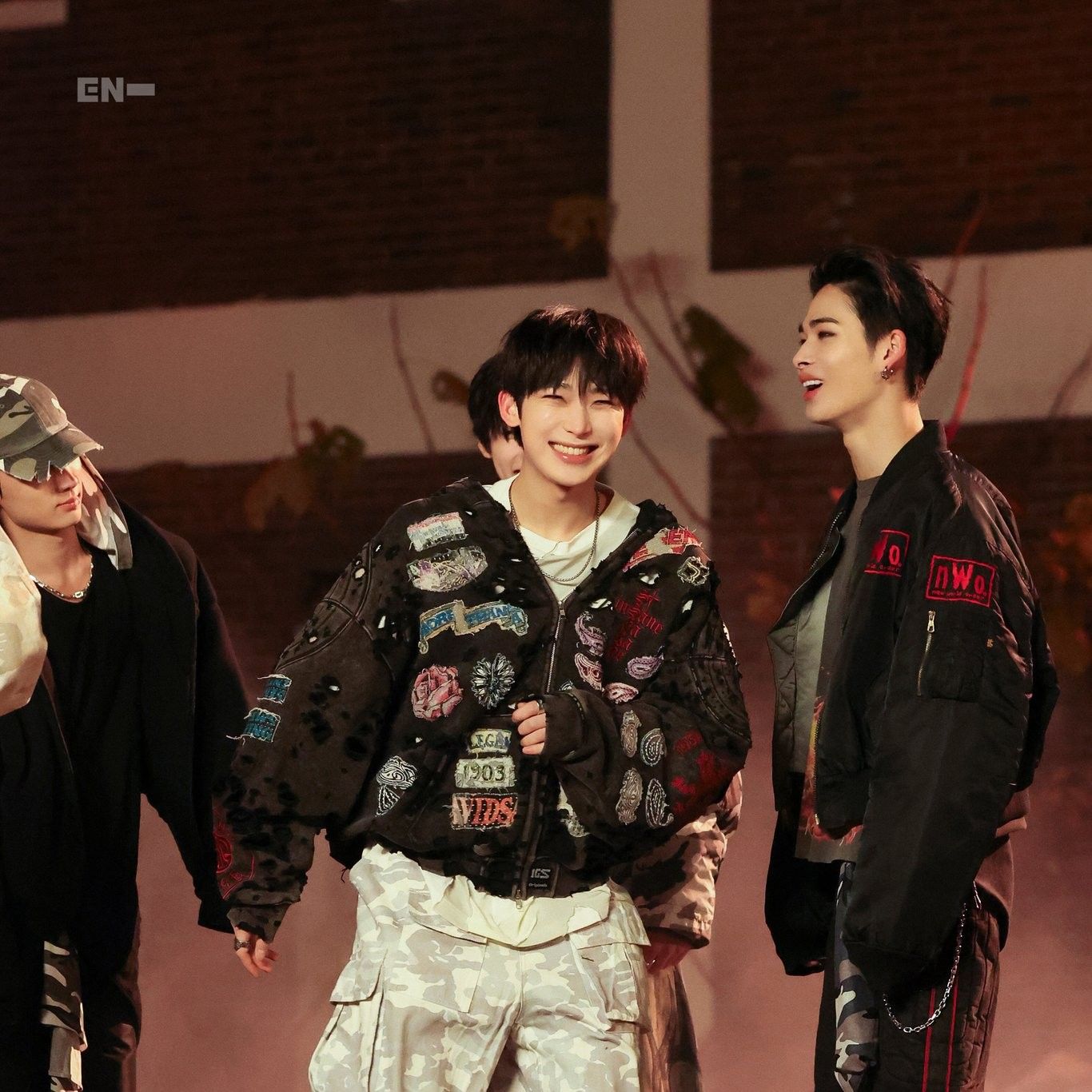 Foto terbaru ENHYPEN