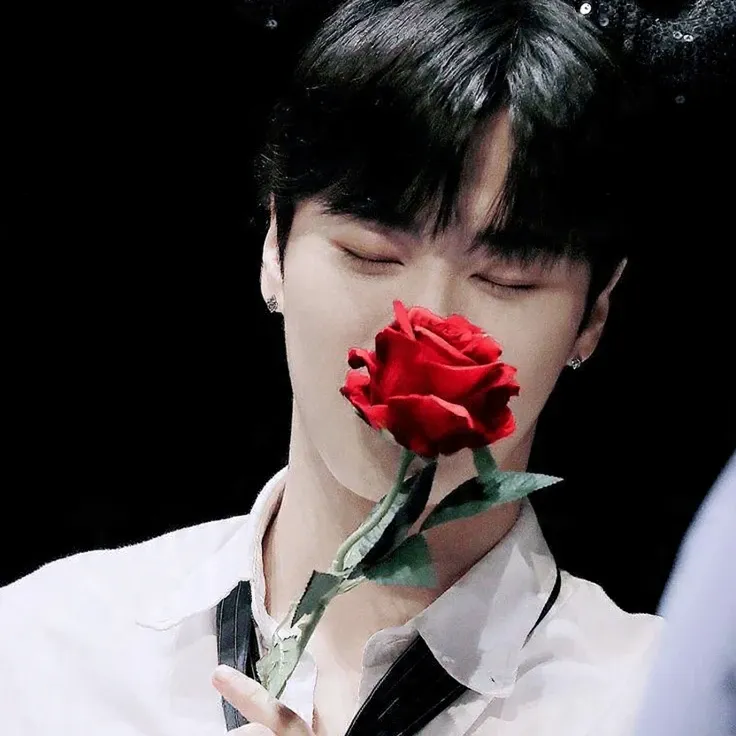 Behind-the-scenes cut of Moonbin (ASTRO)