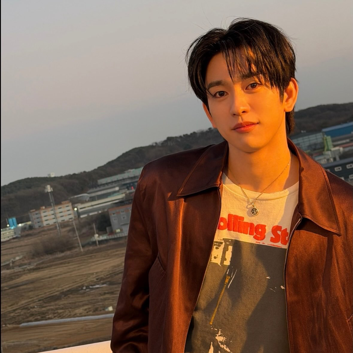 Behind-the-scenes cut of Jinyoung (GOT7)