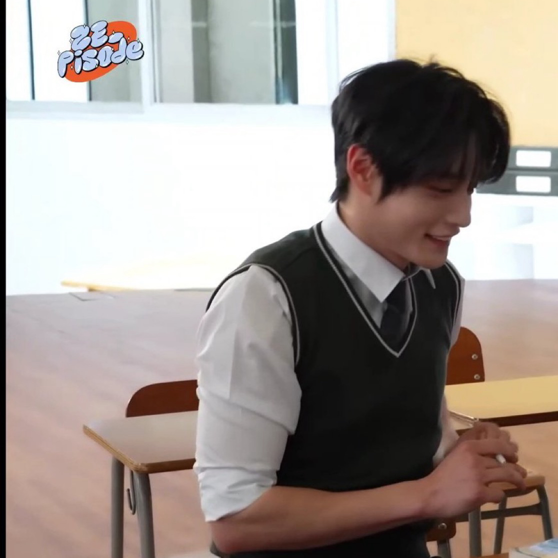 金地雄 (ZEROBASEONE)的最新活動照片