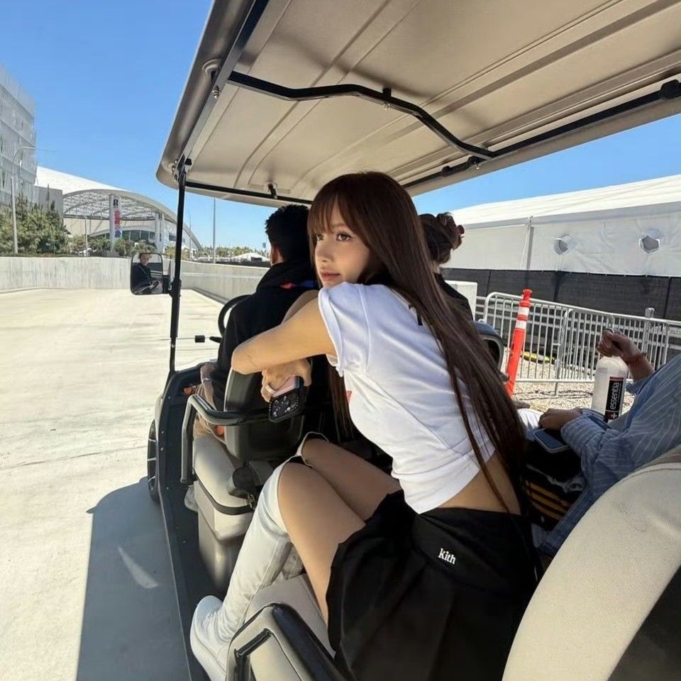 리사 (BLACKPINK)의 최신 사진