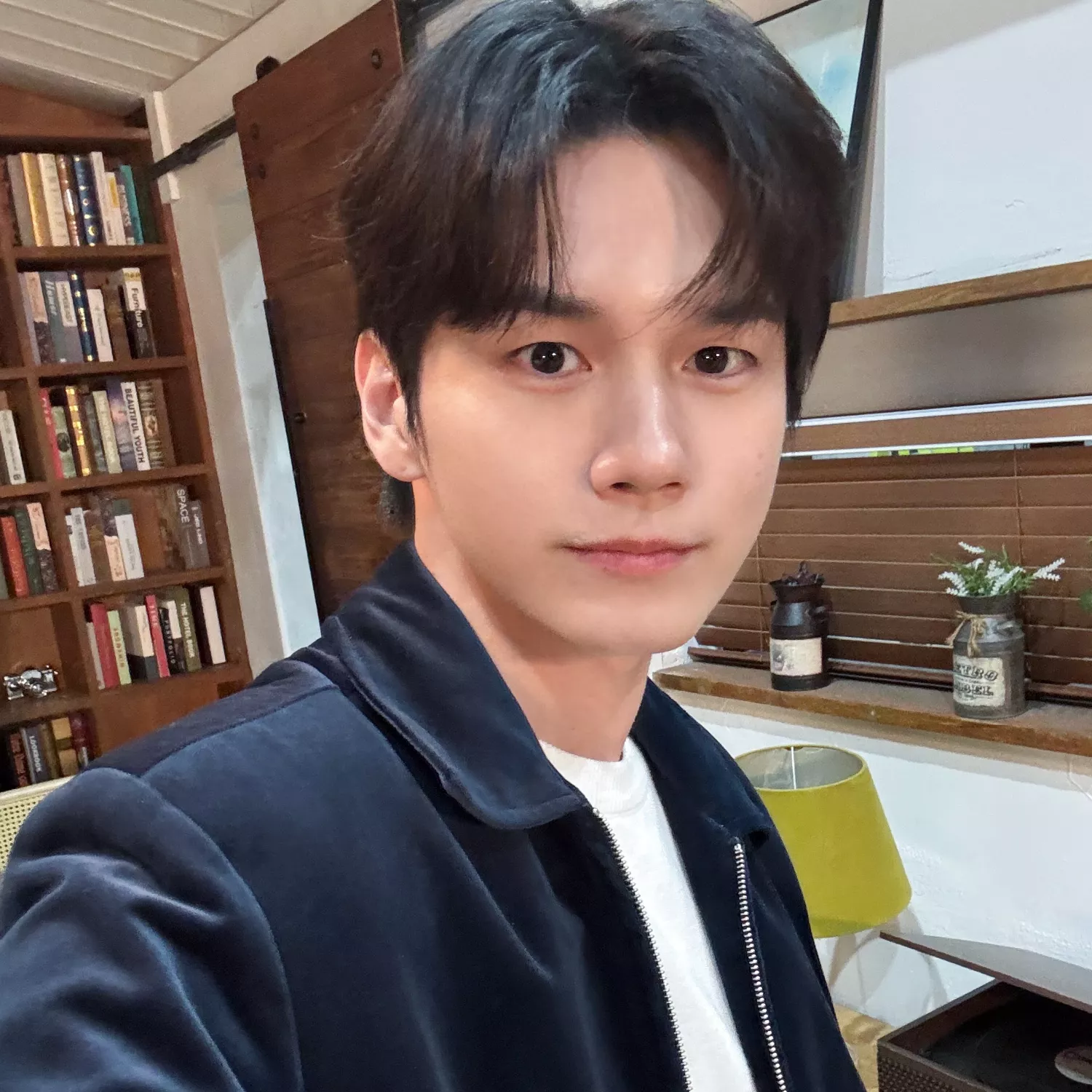 옹성우의 비하인드 컷