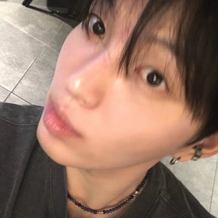 A moment captured by HEECHAN (DKB)'s fan