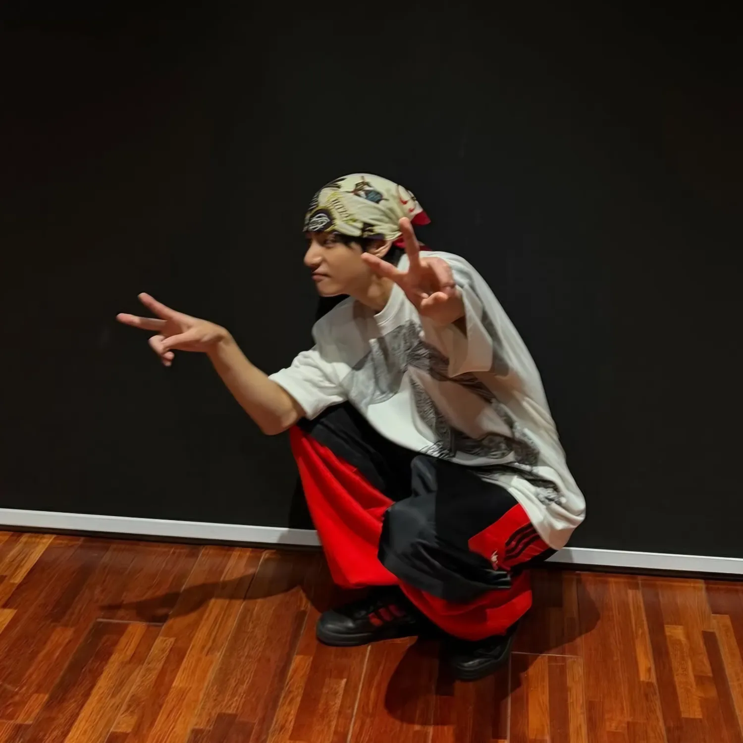 Foto terbaru V (BTS)