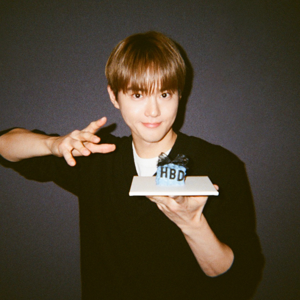 Latest photo of Suho (EXO)