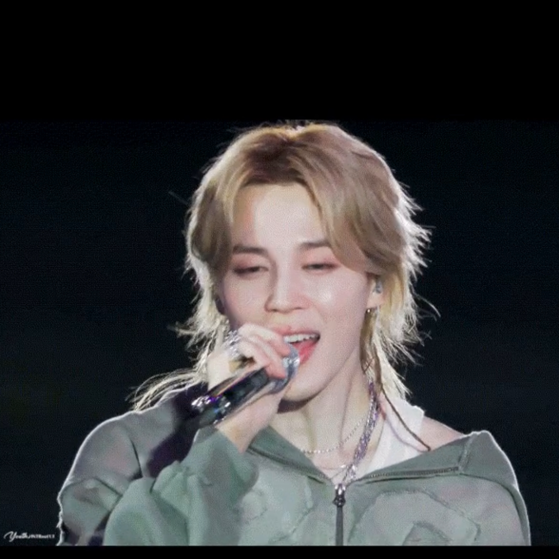 Momen yang diabadikan oleh penggemar Jimin (BTS)