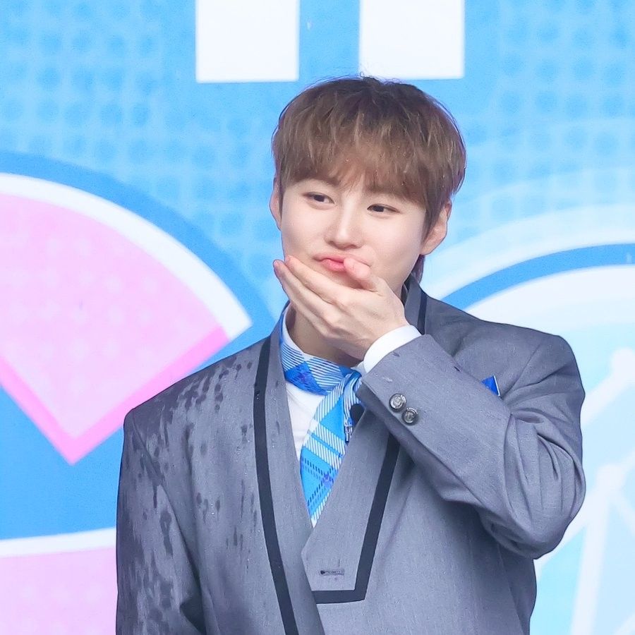 河成雲的最新照片