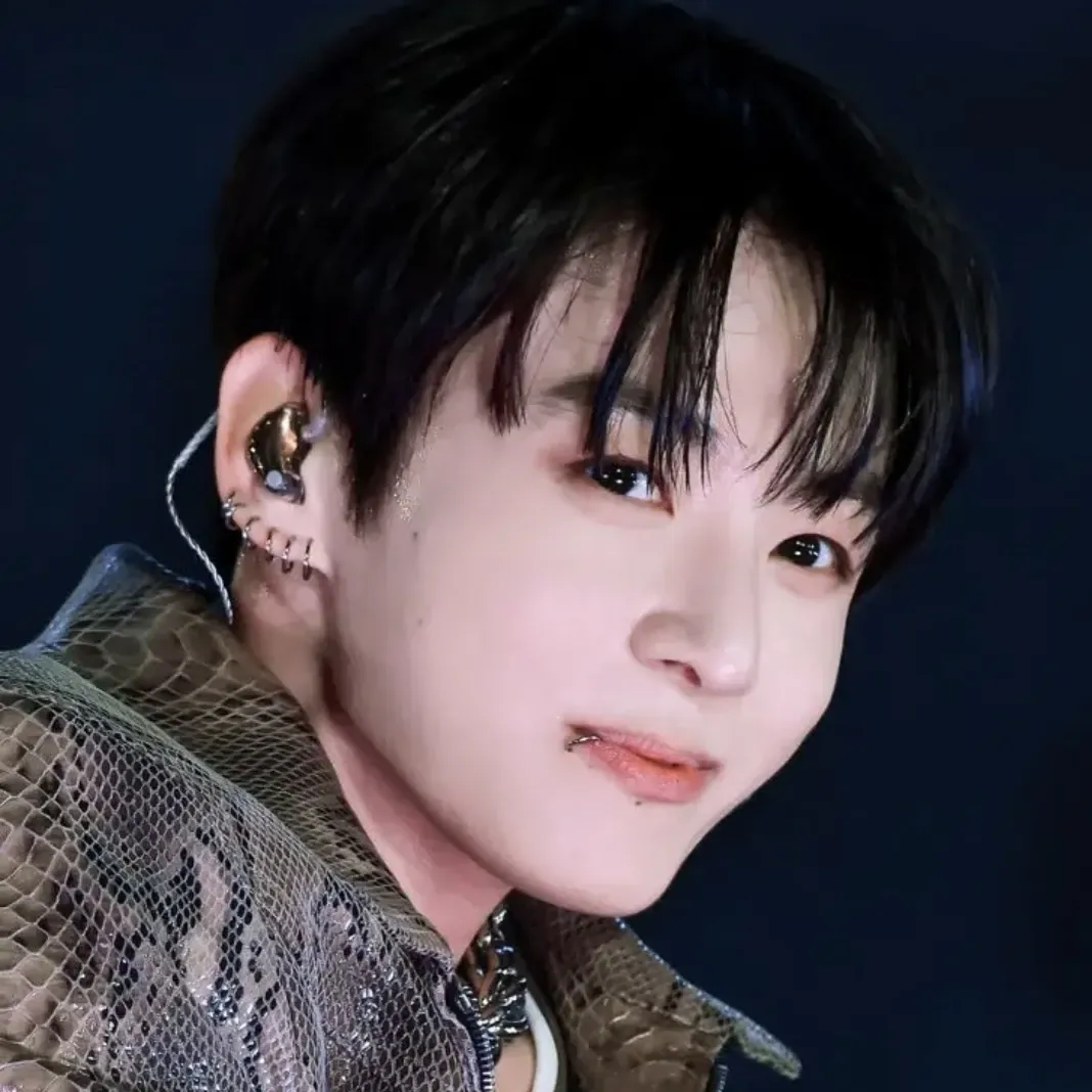 정국 (방탄소년단) 최근 활동샷