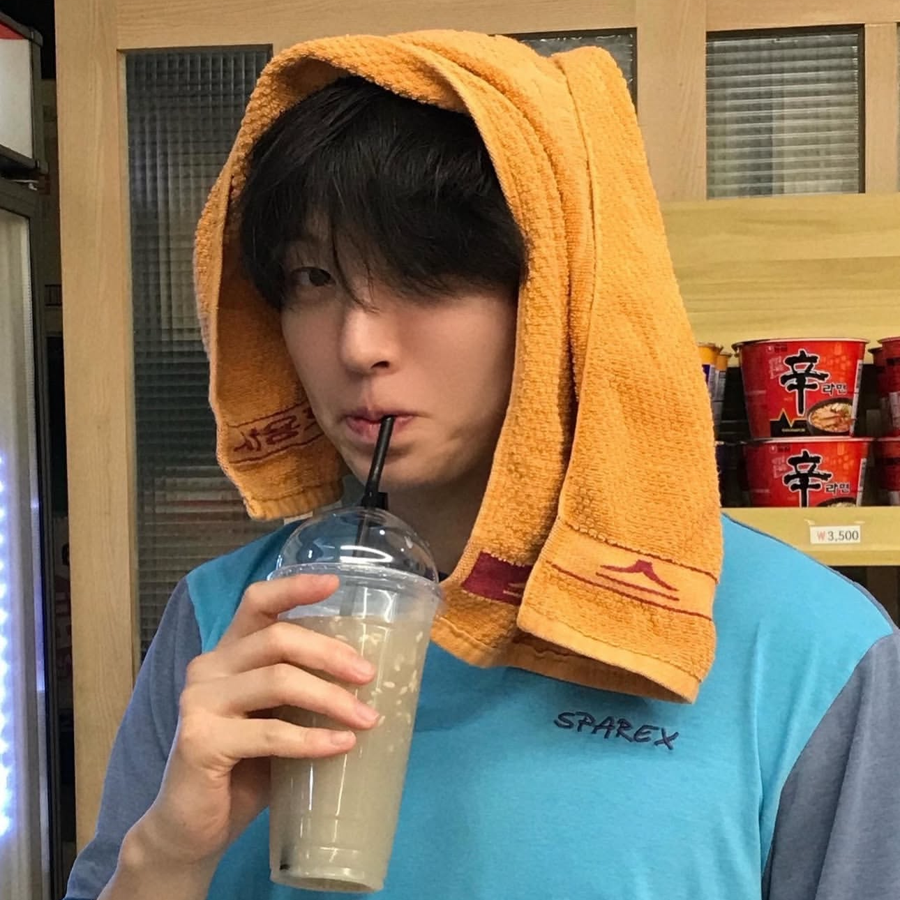 Latest photo of HEECHAN (DKB)