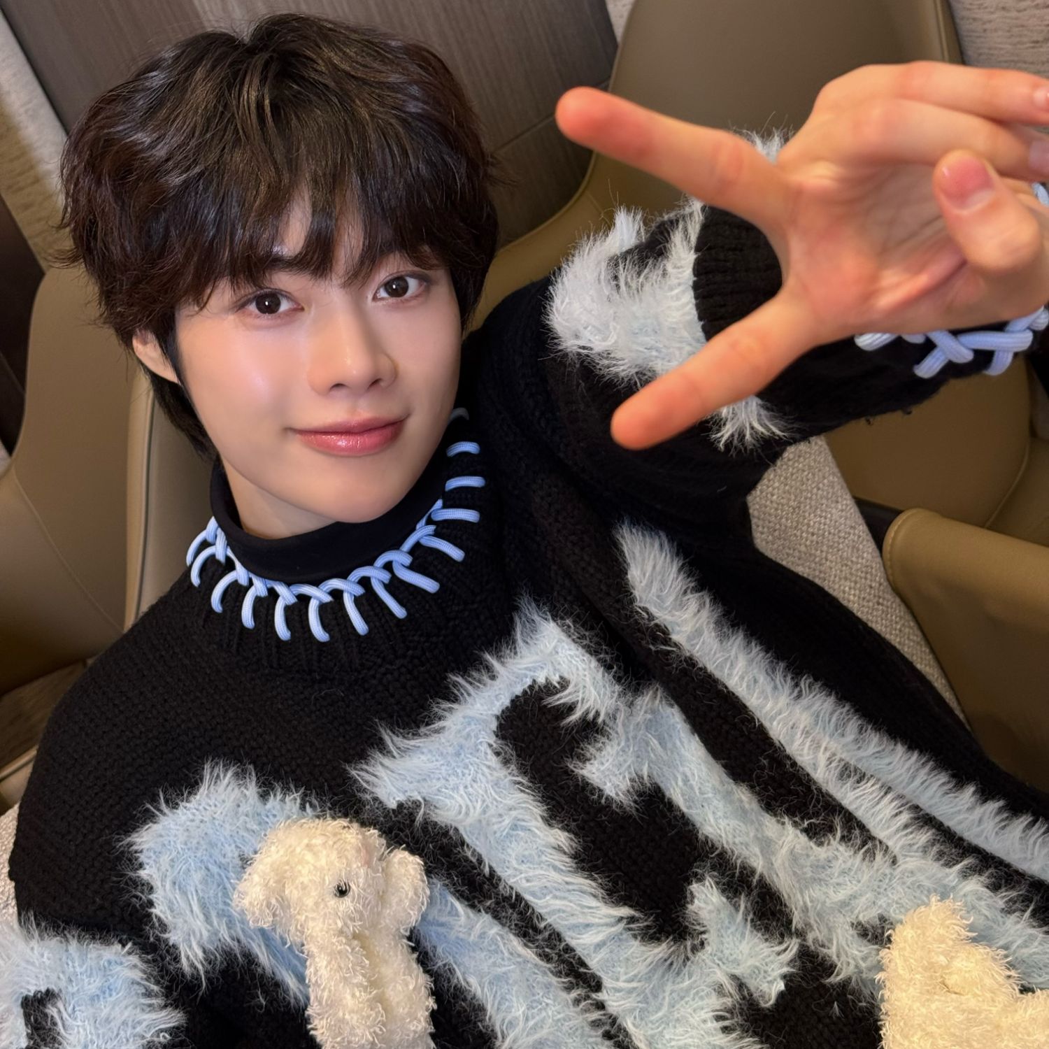 Recent activity shot of Hanbin (TEMPEST)