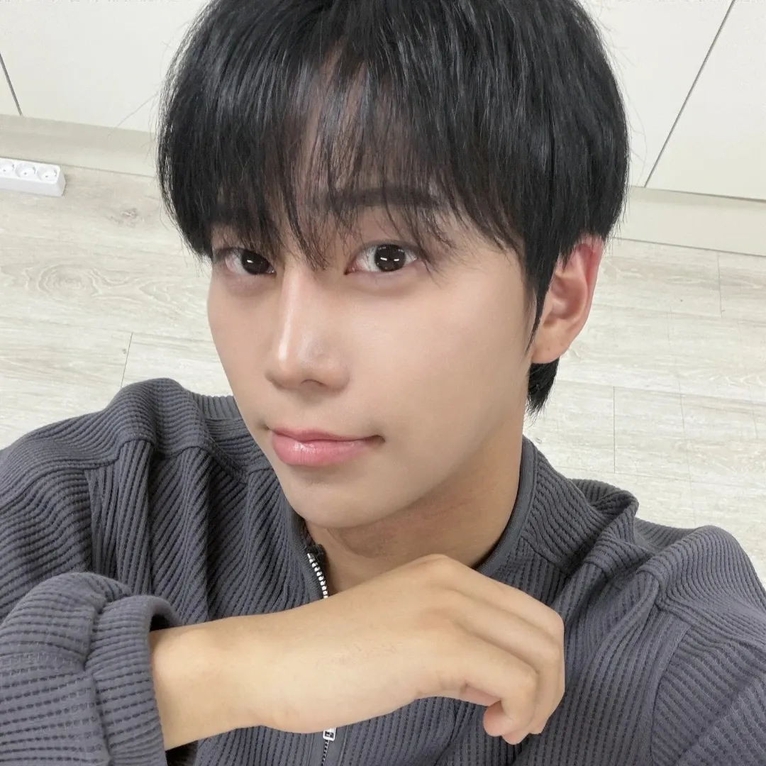 Recent activity shot of Junseo (BAE173)