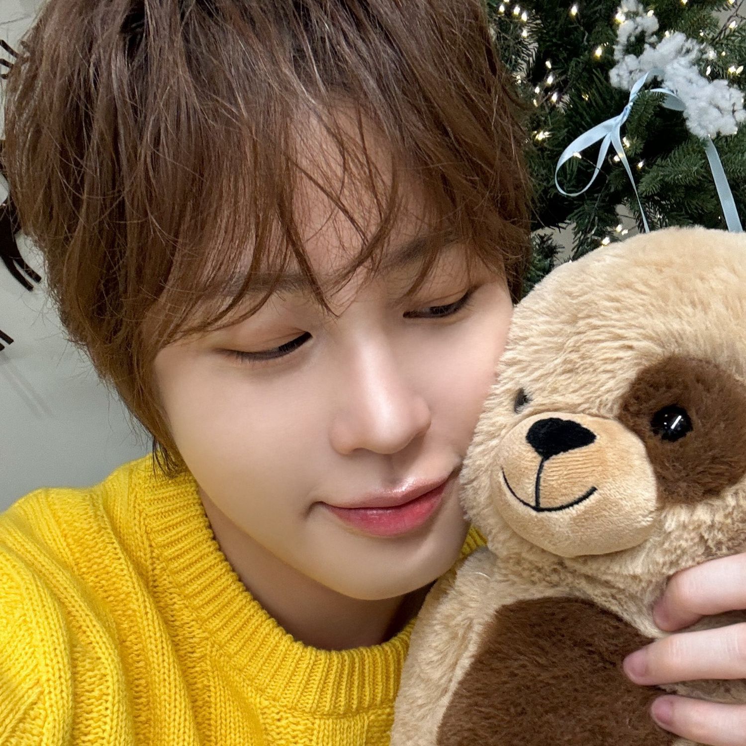 Behind-the-scenes cut of Ha Sungwoon