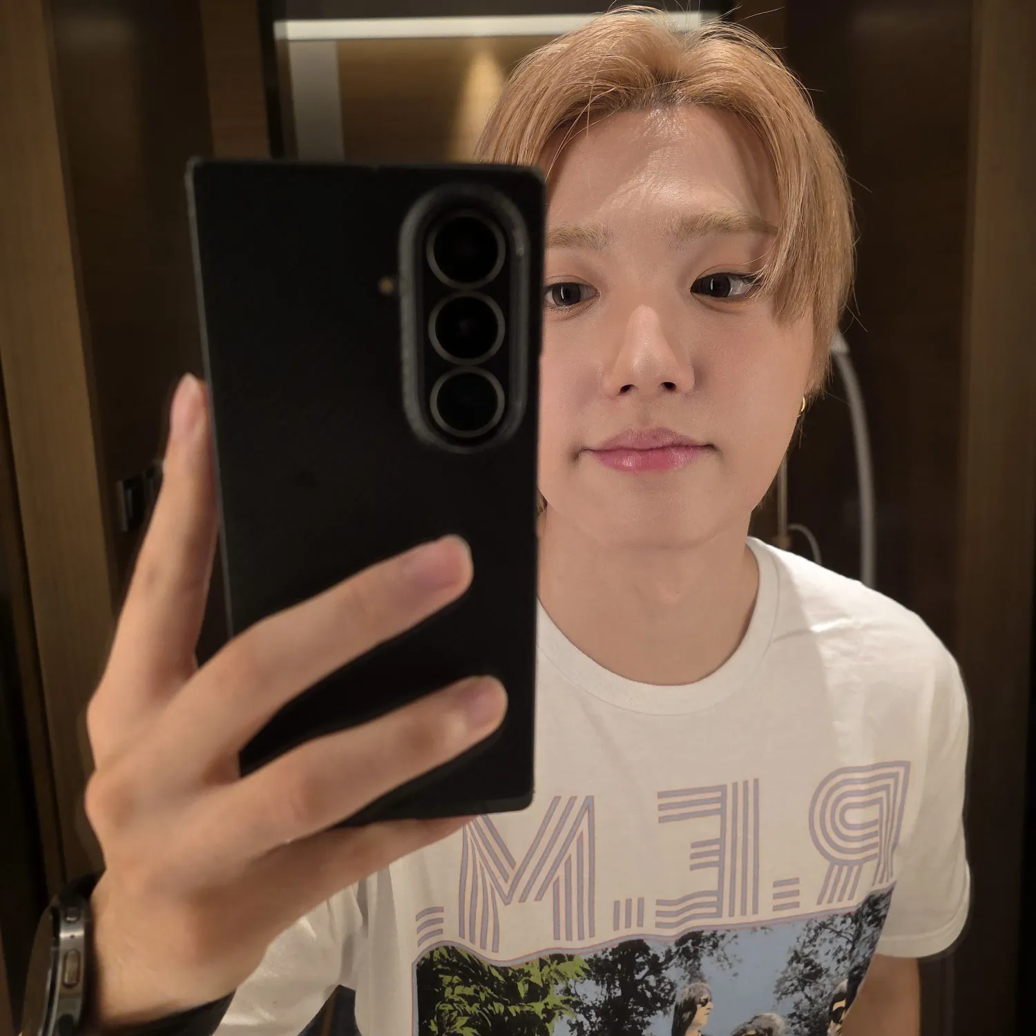 Recent activity shot of Doyoung (TREASURE)