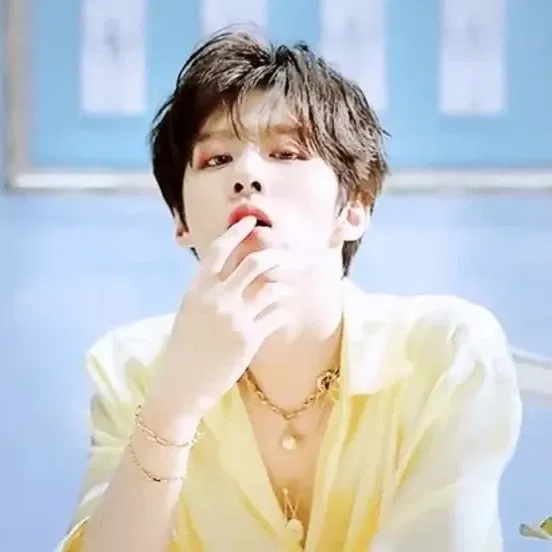 김우석의 비하인드 컷
