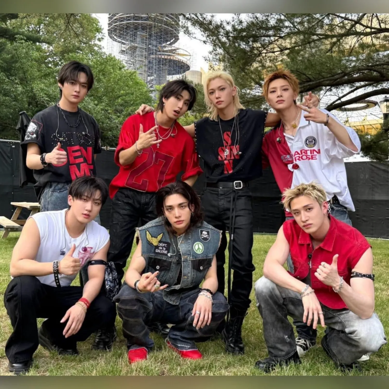 Behind-the-scenes cut of Stray Kids