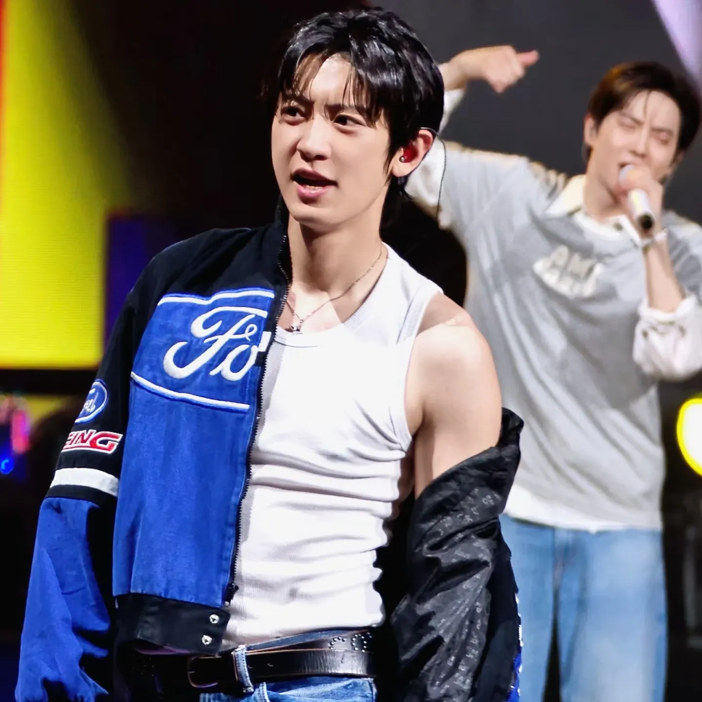 Recent activity shot of Chanyeol (EXO)