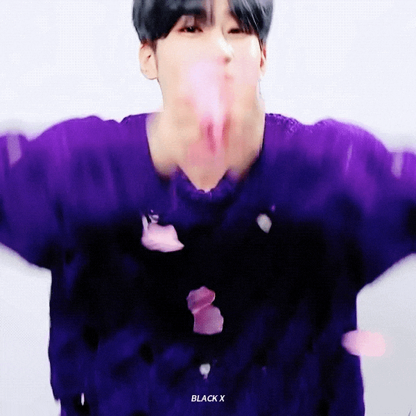 Recent activity shot of Han Seungwoo