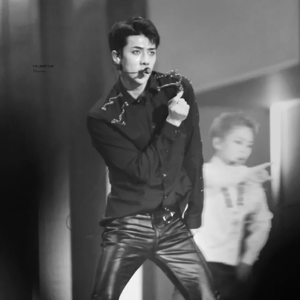 세훈 (EXO)의 최신 사진
