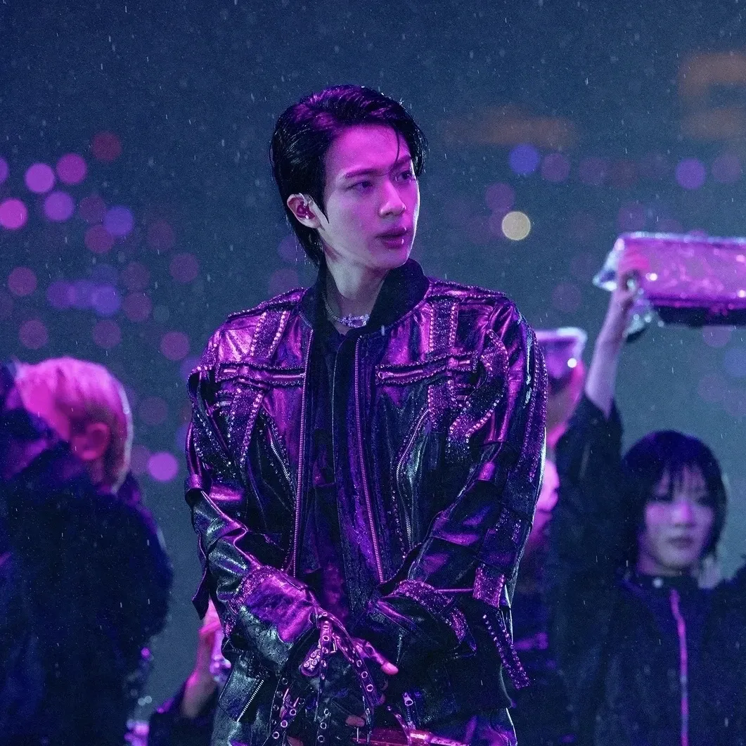 Potret di balik layar Jin (BTS)