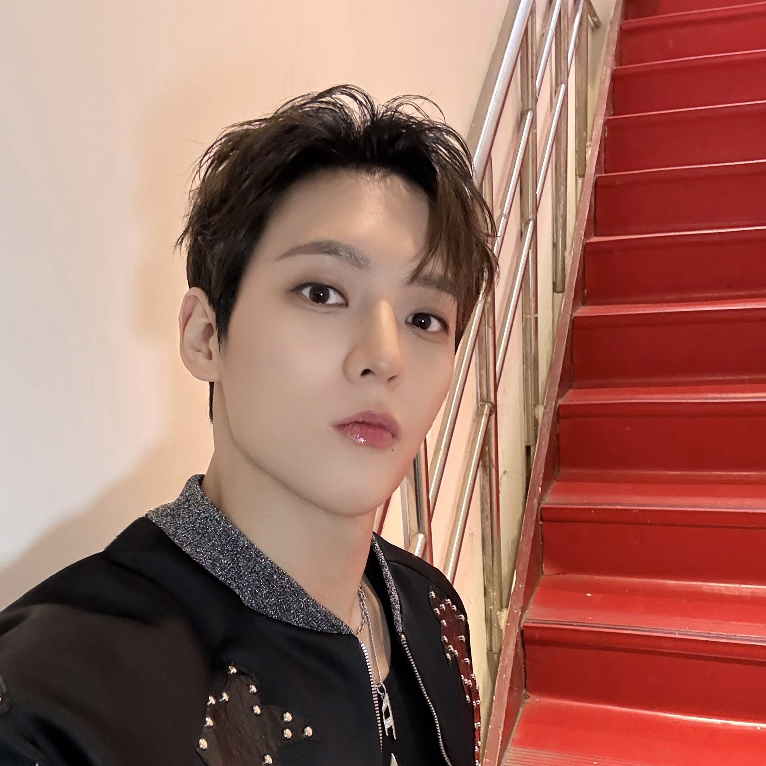 Behind-the-scenes cut of Lee Minhyuk (BTOB)