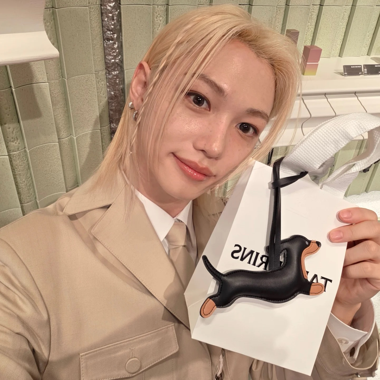 Behind-the-scenes cut of Felix (Stray Kids)