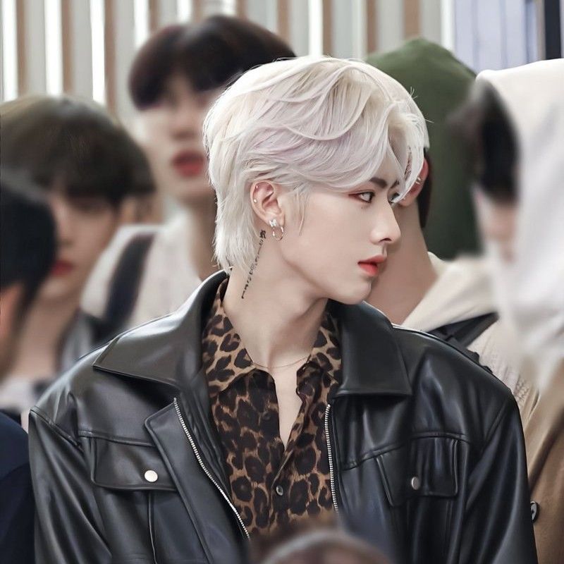 Ricky (ZEROBASEONE)的最新照片