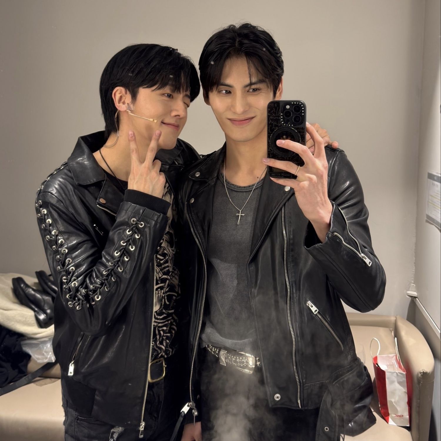 Behind-the-scenes cut of SF9