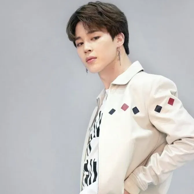 Foto aktivitas terbaru Jimin (BTS)
