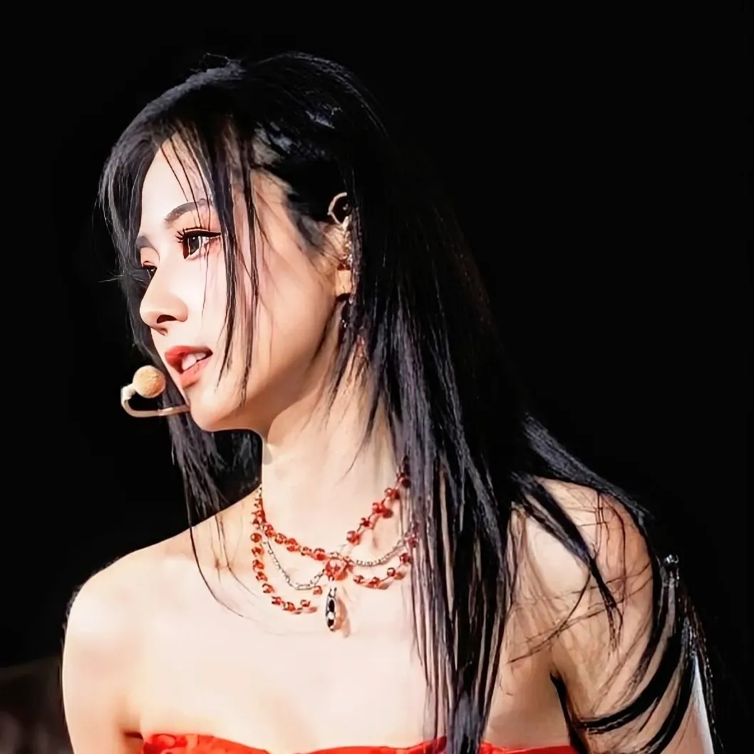 子瑜 (TWICE)的最新活動照片