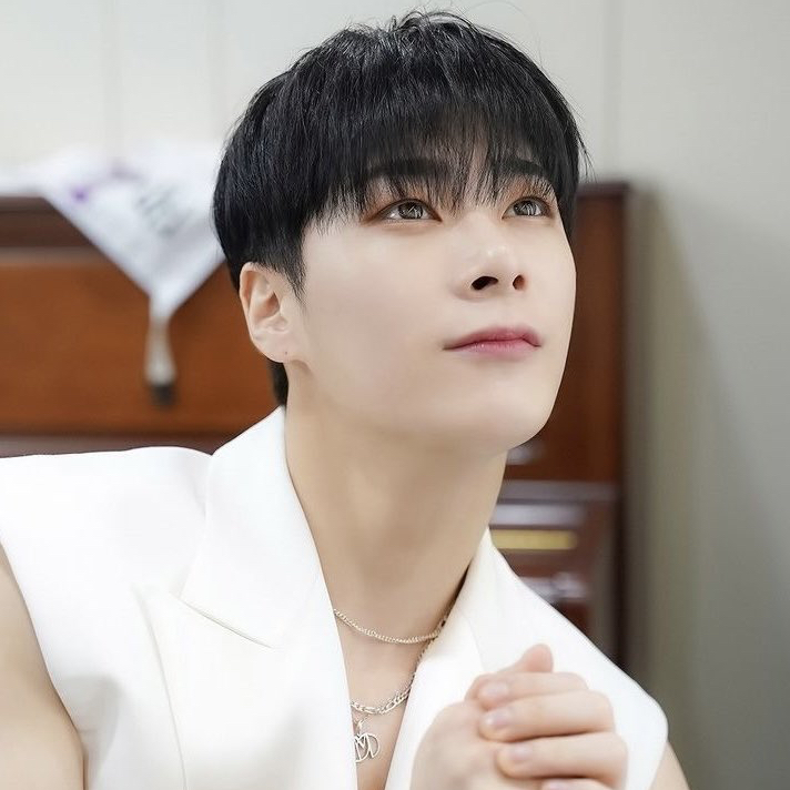 Recent activity shot of Moonbin (ASTRO)