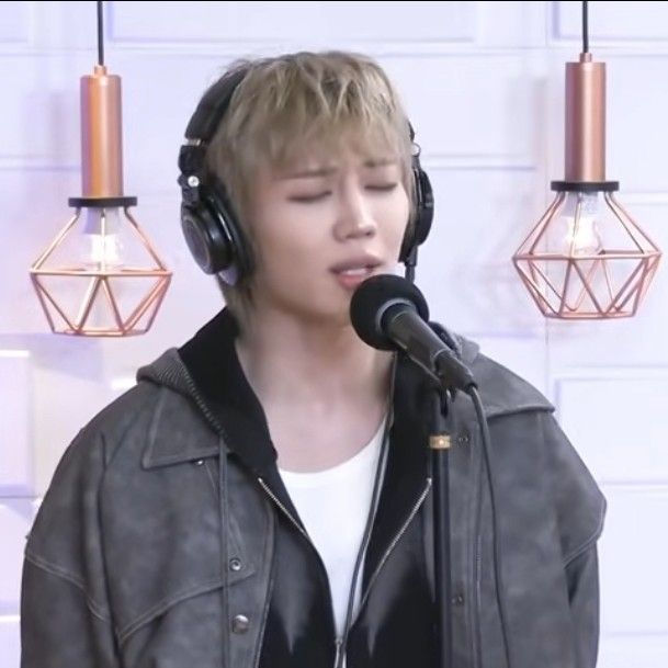 Potret di balik layar Junhyeok (TNX)