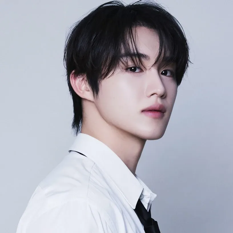 Latest photo of Hyunsuk