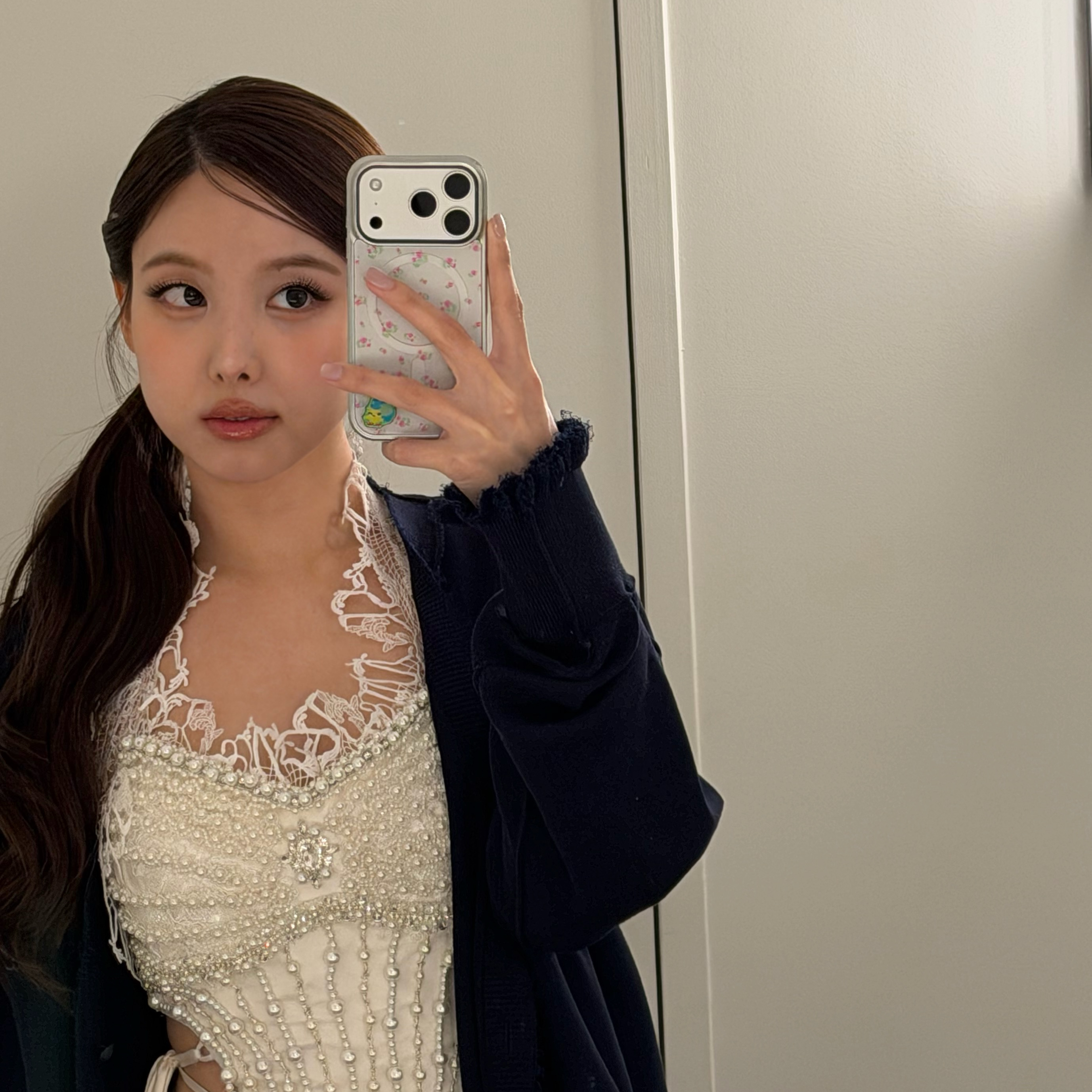 Behind-the-scenes cut of Nayeon (TWICE)