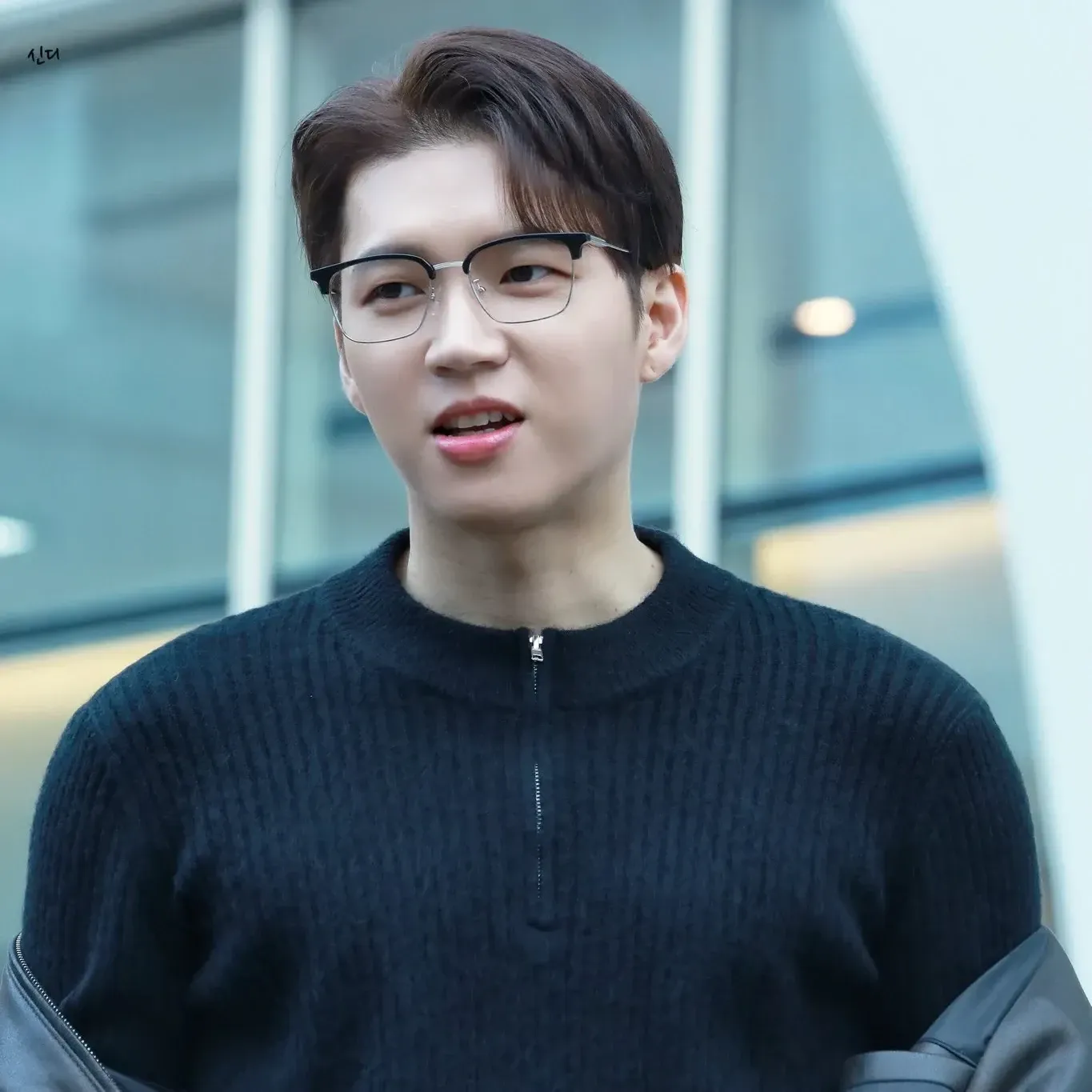 Behind-the-scenes cut of Woohyun (INFINITE)