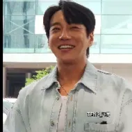 Latest photo of Hwang Chiyeol