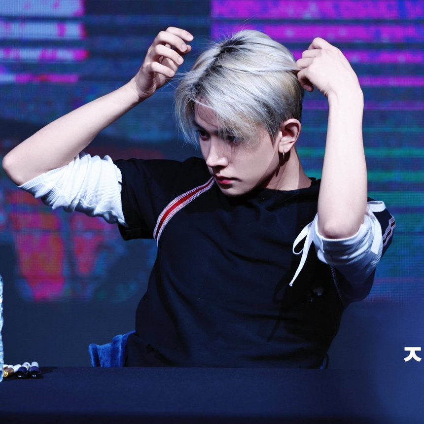 희승 (ENHYPEN)의 비하인드 컷