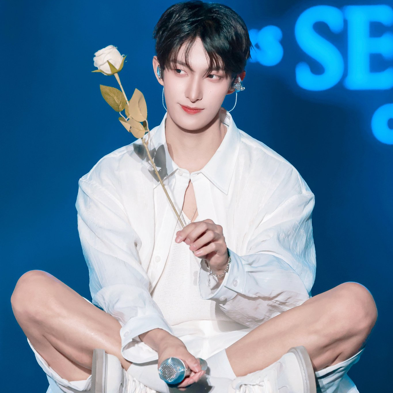 Foto terbaru DK (SEVENTEEN)