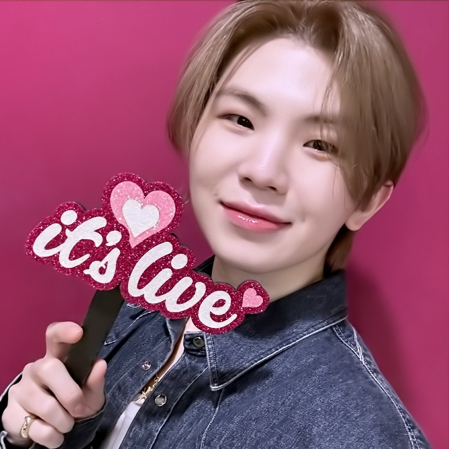 Recent activity shot of Woozi (SEVENTEEN)