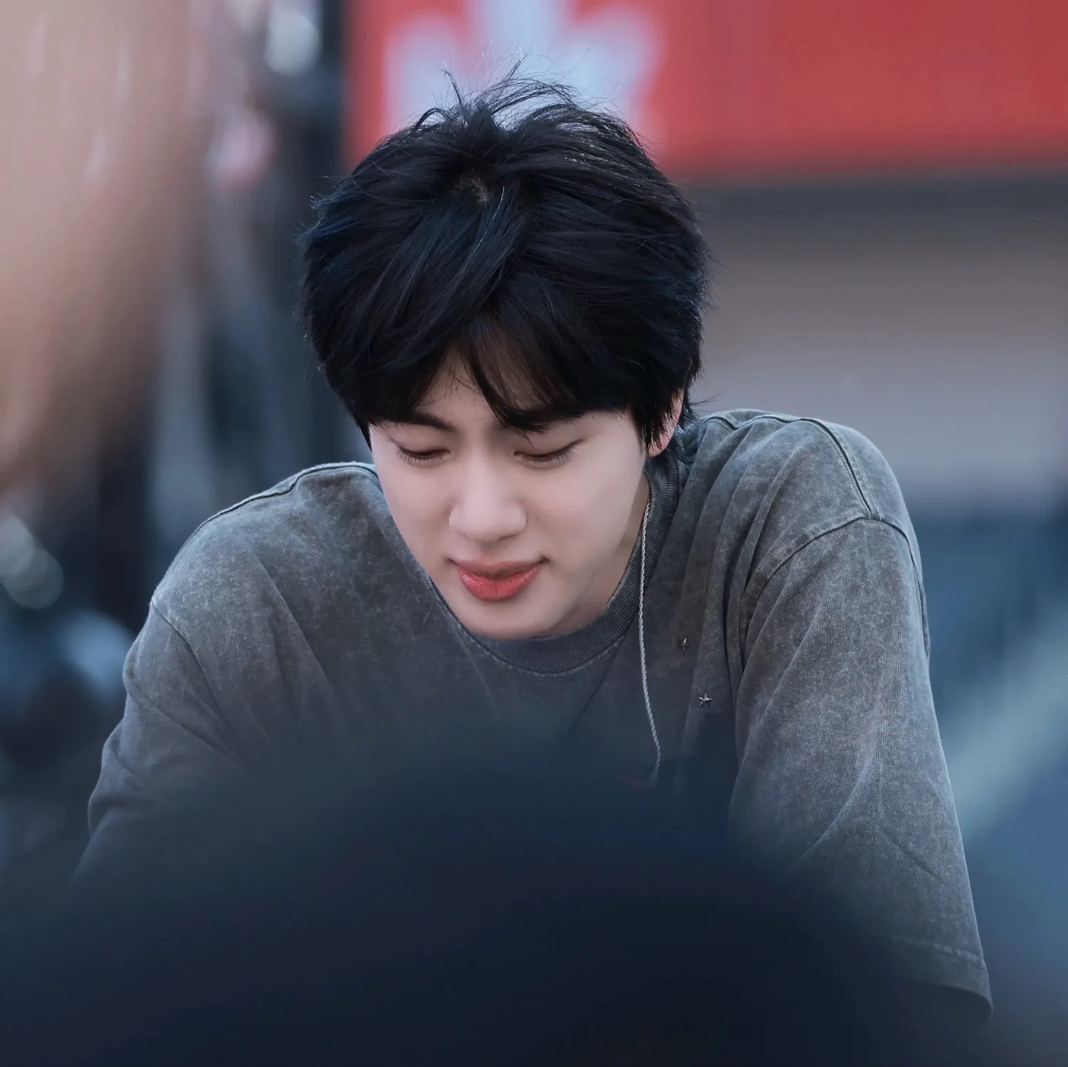 진 (방탄소년단)의 비하인드 컷