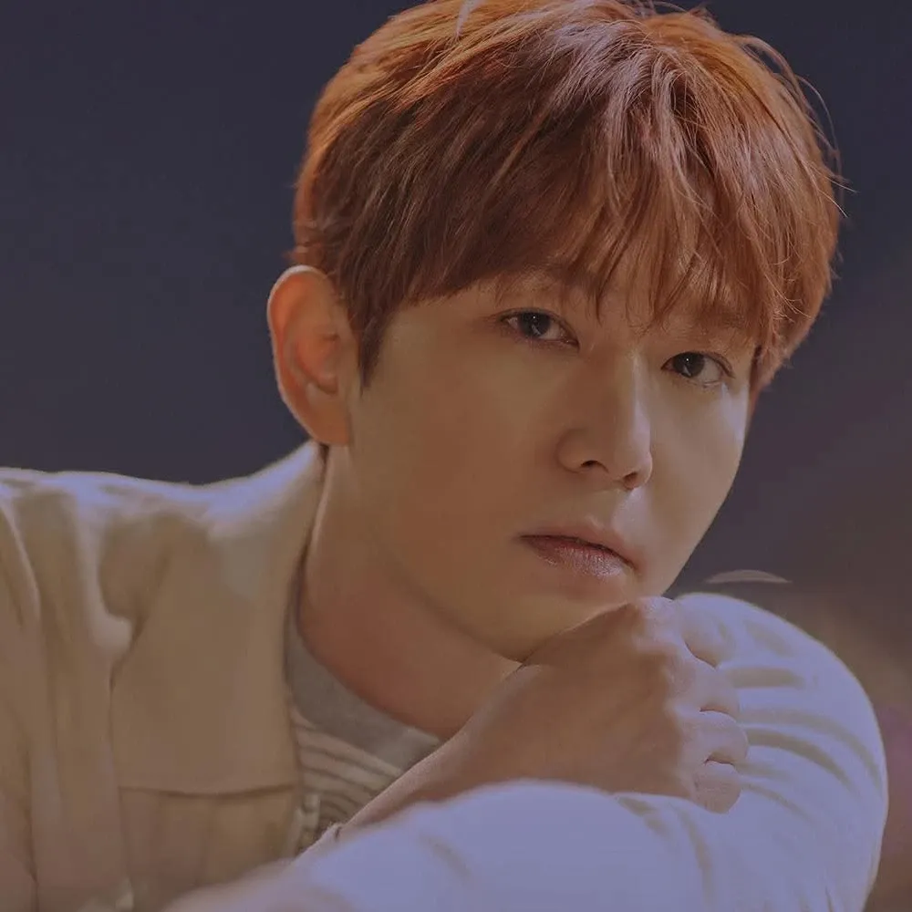 Behind-the-scenes cut of Kangin