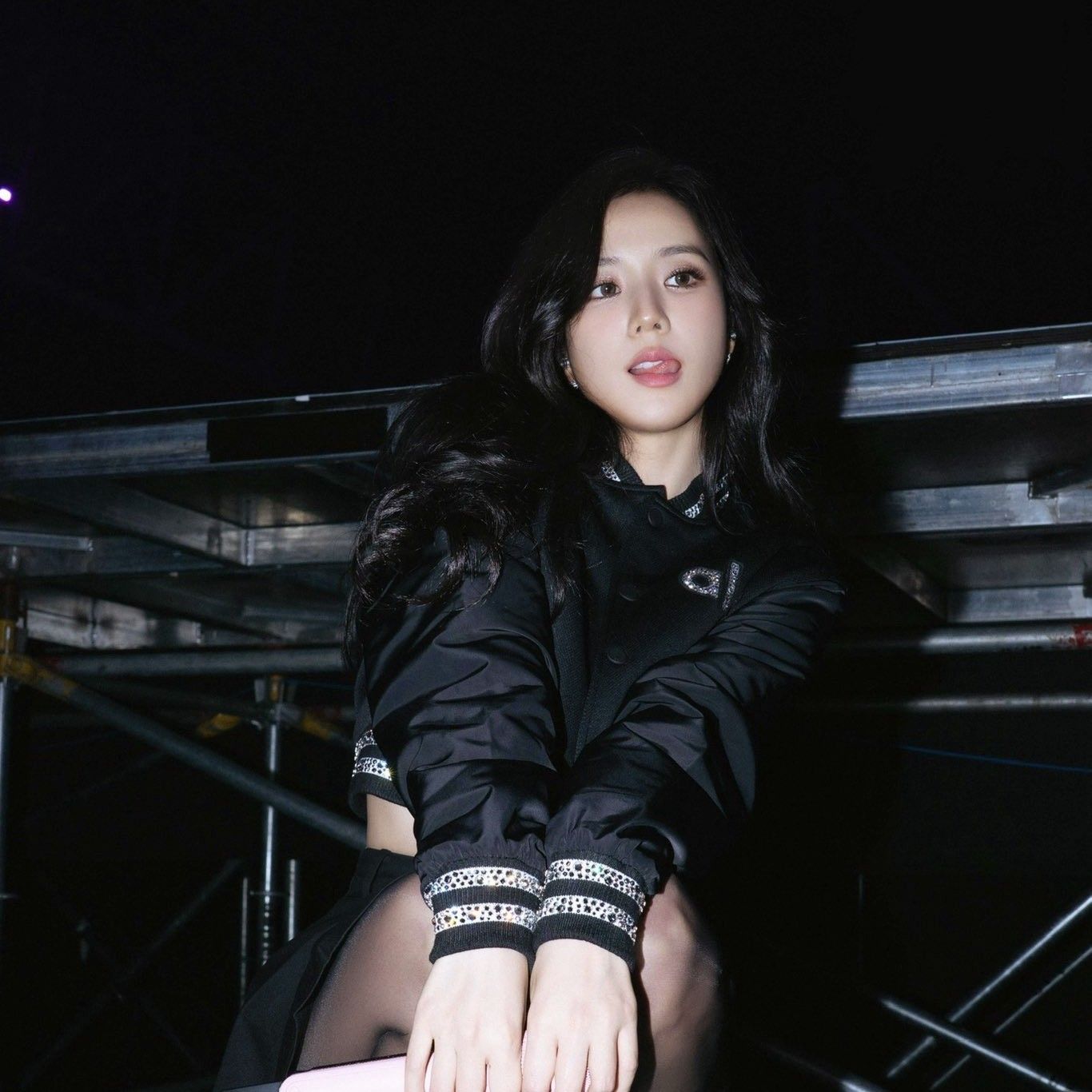 ジス (BLACKPINK)の舞台裏ショット